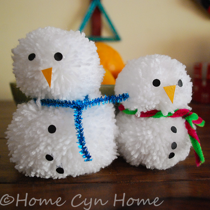 Pom pom snowmen DIY (with pom pom maker tool) Home Cyn Home