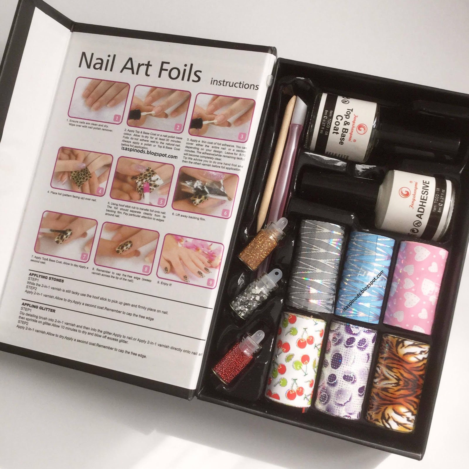 Little Fairy Probando el Set Nail Art Foil de Harunouta