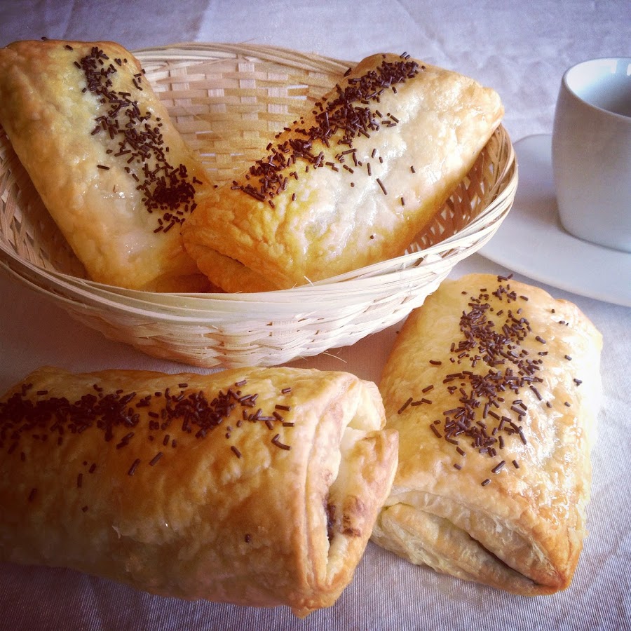 Napolitanas de chocolate sin lactosa. Napolitanas caseras de hojaldre rellenas de nutella sin lactosa