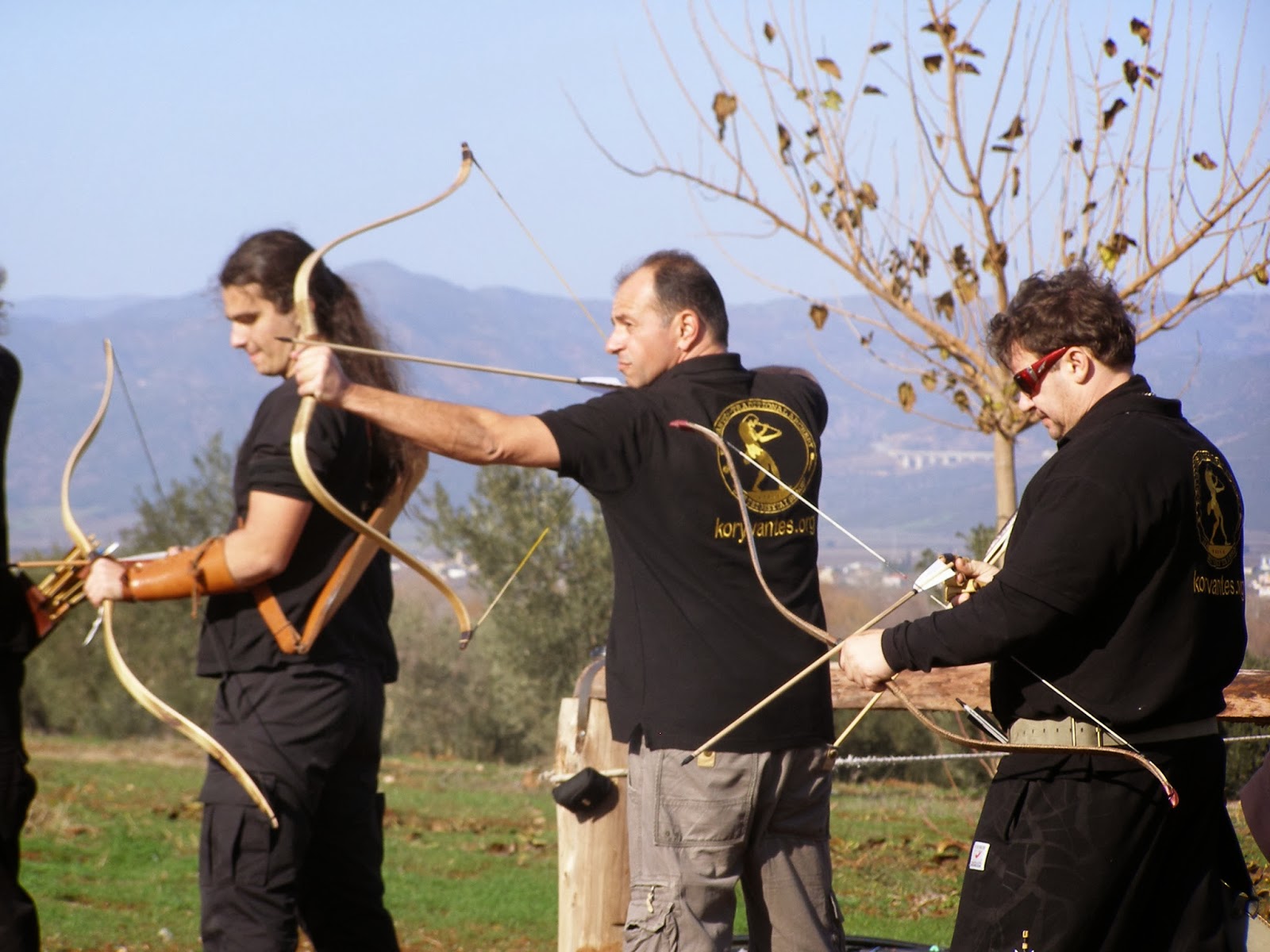 ΚΟΡΥΒΑΝΤΕΣ Special training and Traditional Archery Competition in