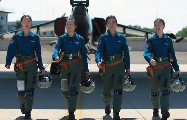 Meet other single pilots or flight attendants and never fly solo again