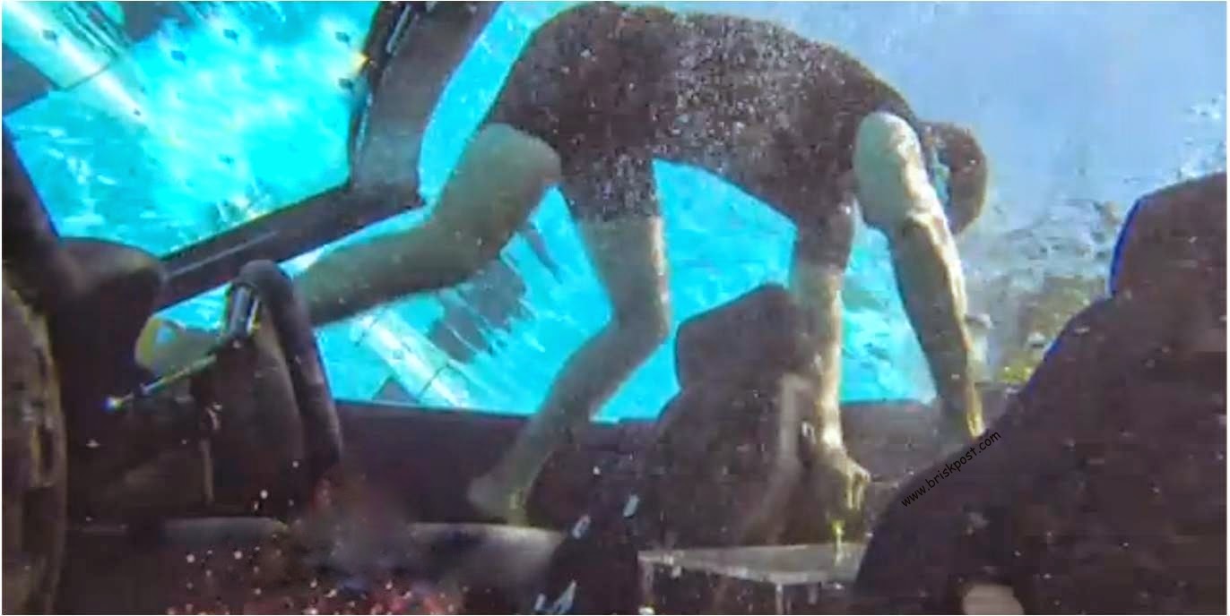 Underwater Car Rescue stunt in Fear Factor Khatron Ke Khiladi Fear Factor Khatron Ke Khiladi Karanveer performing Underwater Car Rescue stunt