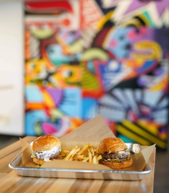 Little Big Burger Serving Up Pint Size Burgers in East Austin Little Big Burger Serving Up Pint Size Burgers in East Austin