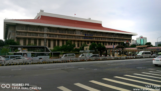 Taipei Main Station (Outside view) Taipei Main Station (Outside view)