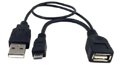 Kabel USB OTG yang mendukung power external microUSB, lihat gambar dibawah.