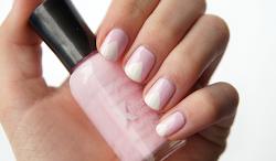 white triangle nail design 1