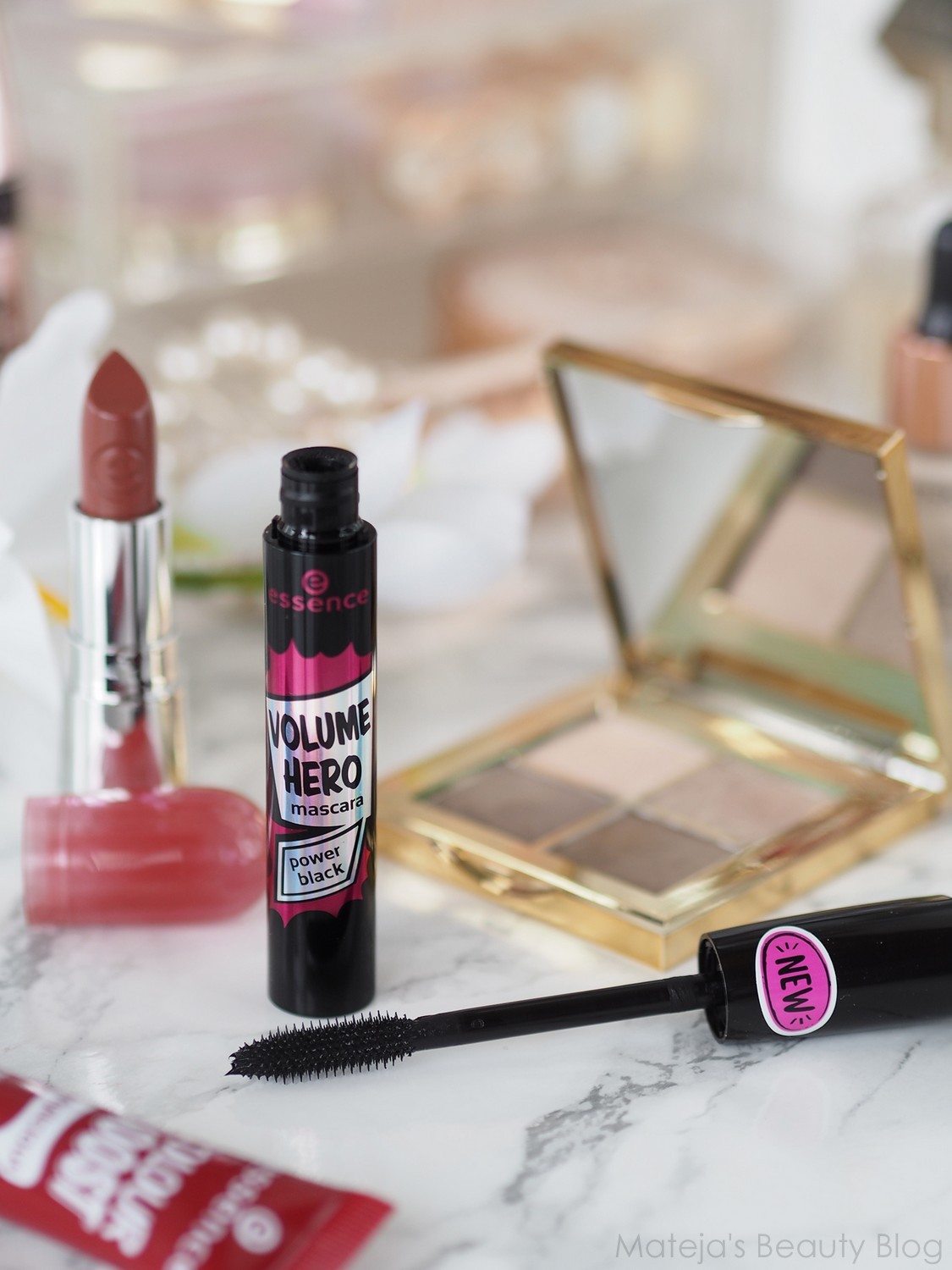 essence volume hero waterproof