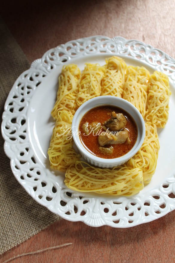 Roti Jala dan Kari Ayam Yang Sedap - Azie Kitchen