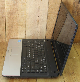 Laptop Acer E1-471-32342G50MNkk Bekas
