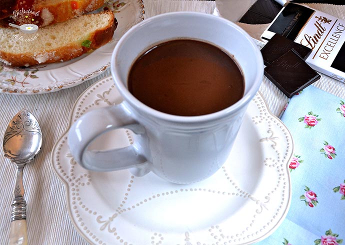 Chocolate a la taza al estilo italiano (Cioccolata Calda)