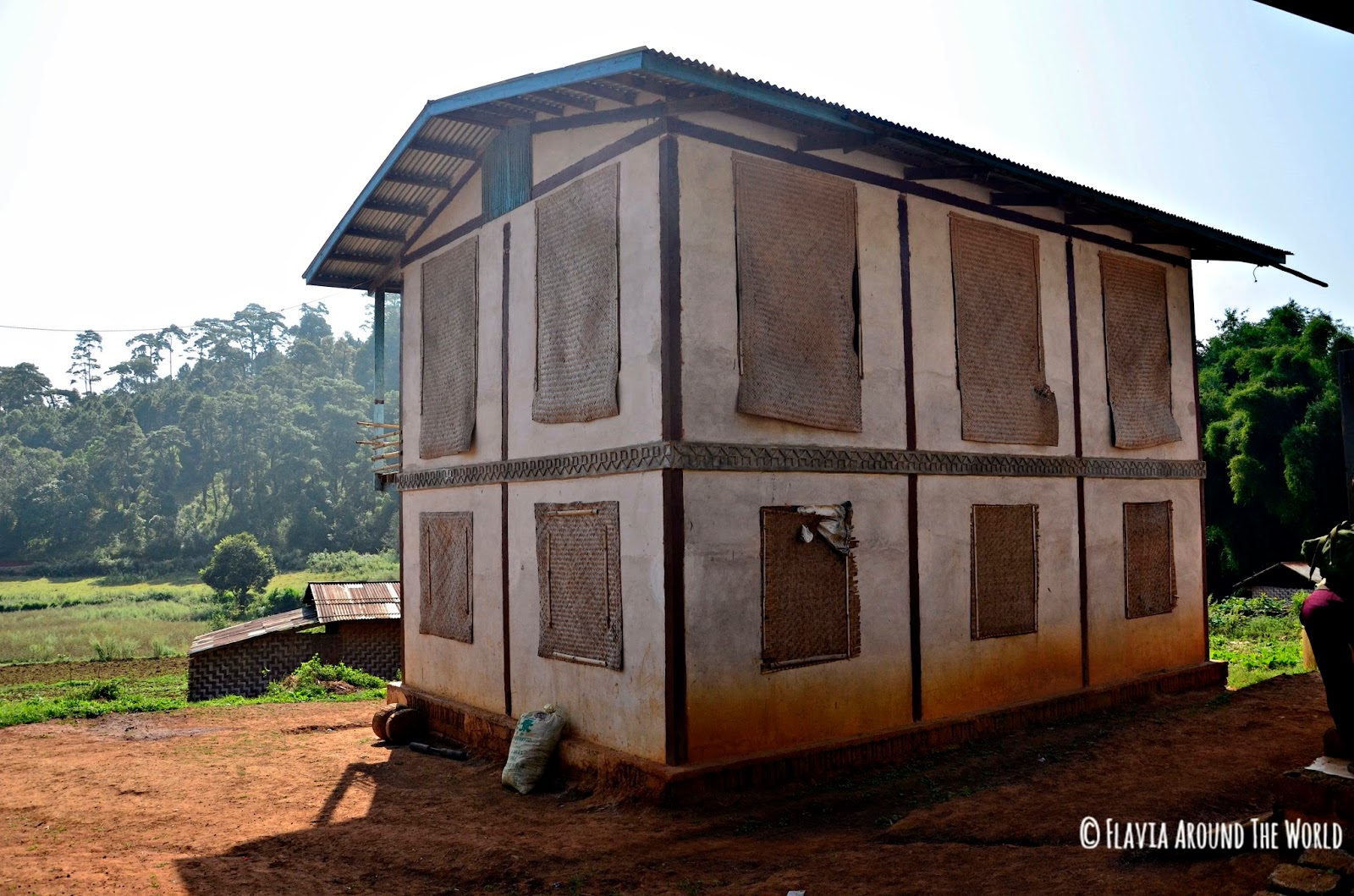 Casa en Na Tha Lae Thee de la tribu Paho Casa en Na Tha Lae Thee de la tribu Paho en Myanmar