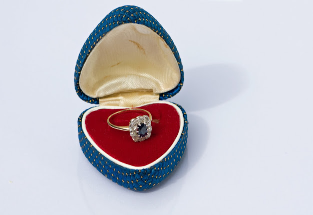 K'Mich Wedding - wedding planning - wedding checklist - antique engagement ring in a heart shape box