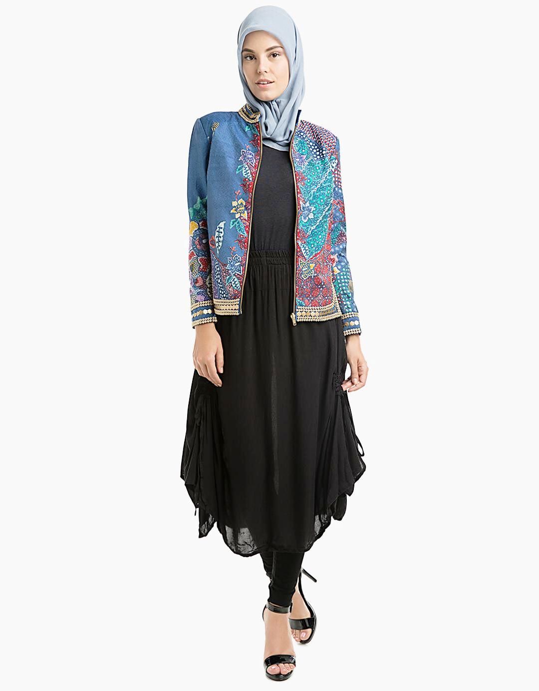Model Blazer Batik Wanita Muslimah Modern Model Blazer Batik Wanita Muslimah Modern
