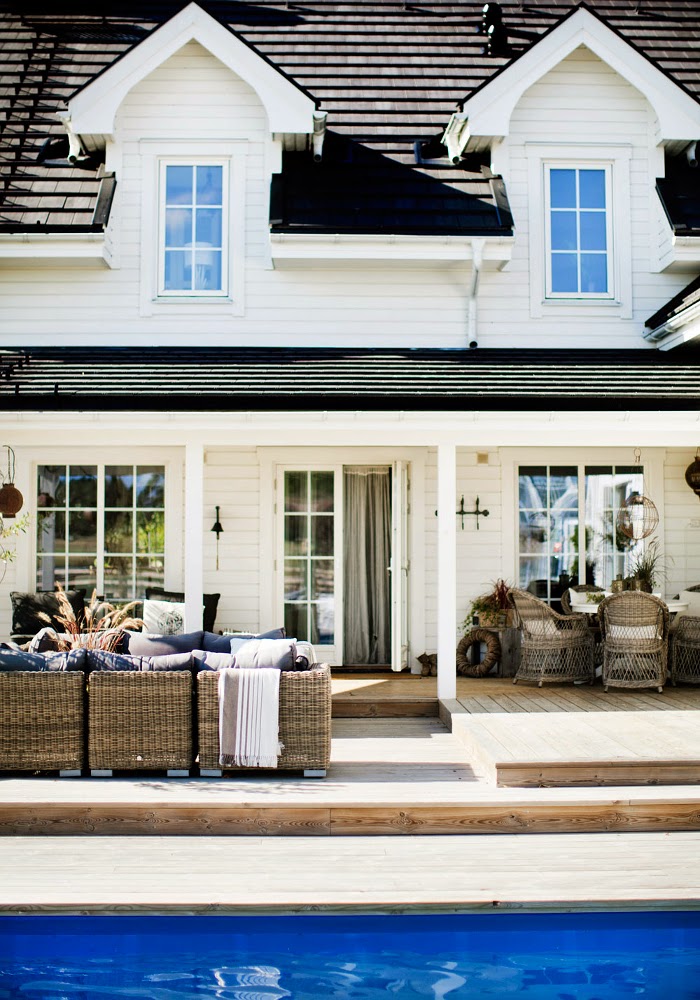 Decor Inspiration A Farmhouse New England Style With Thai