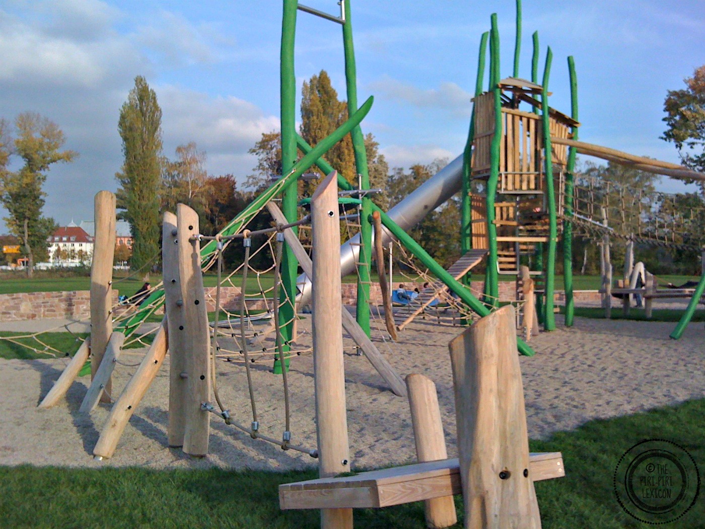 Playgrounds around the world : the piri-piri lexicon