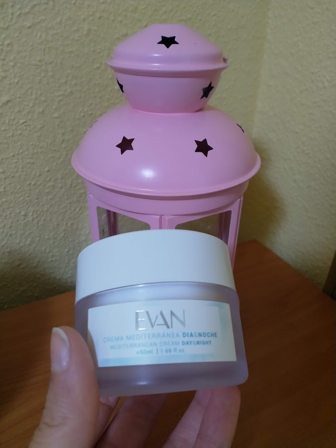 crema dia y noche
