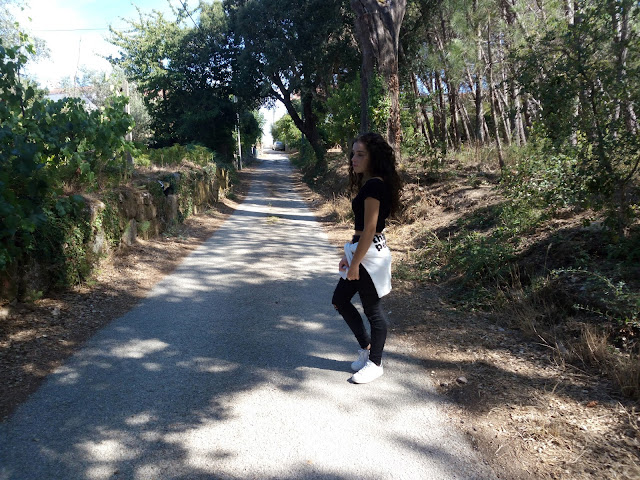 Trend: Look Black and White Trend: Look Black and White