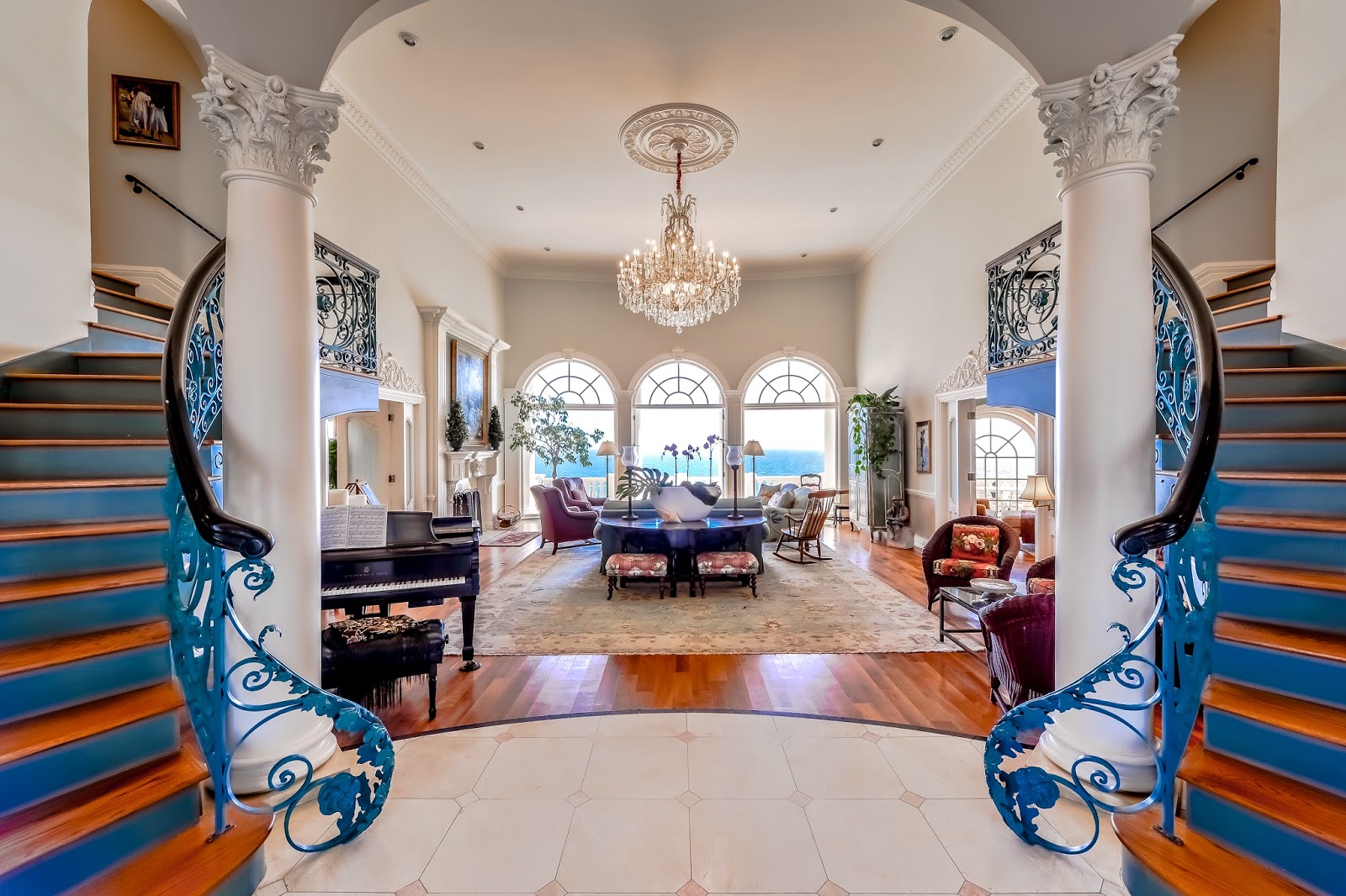 Eileen's Home Design A Look at Some Grand Living Rooms