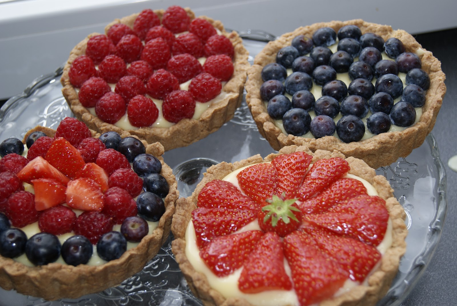 DELICIOUS PASSION: Beeren - Tartelettes mit Vollkornmehl und Sojamilch