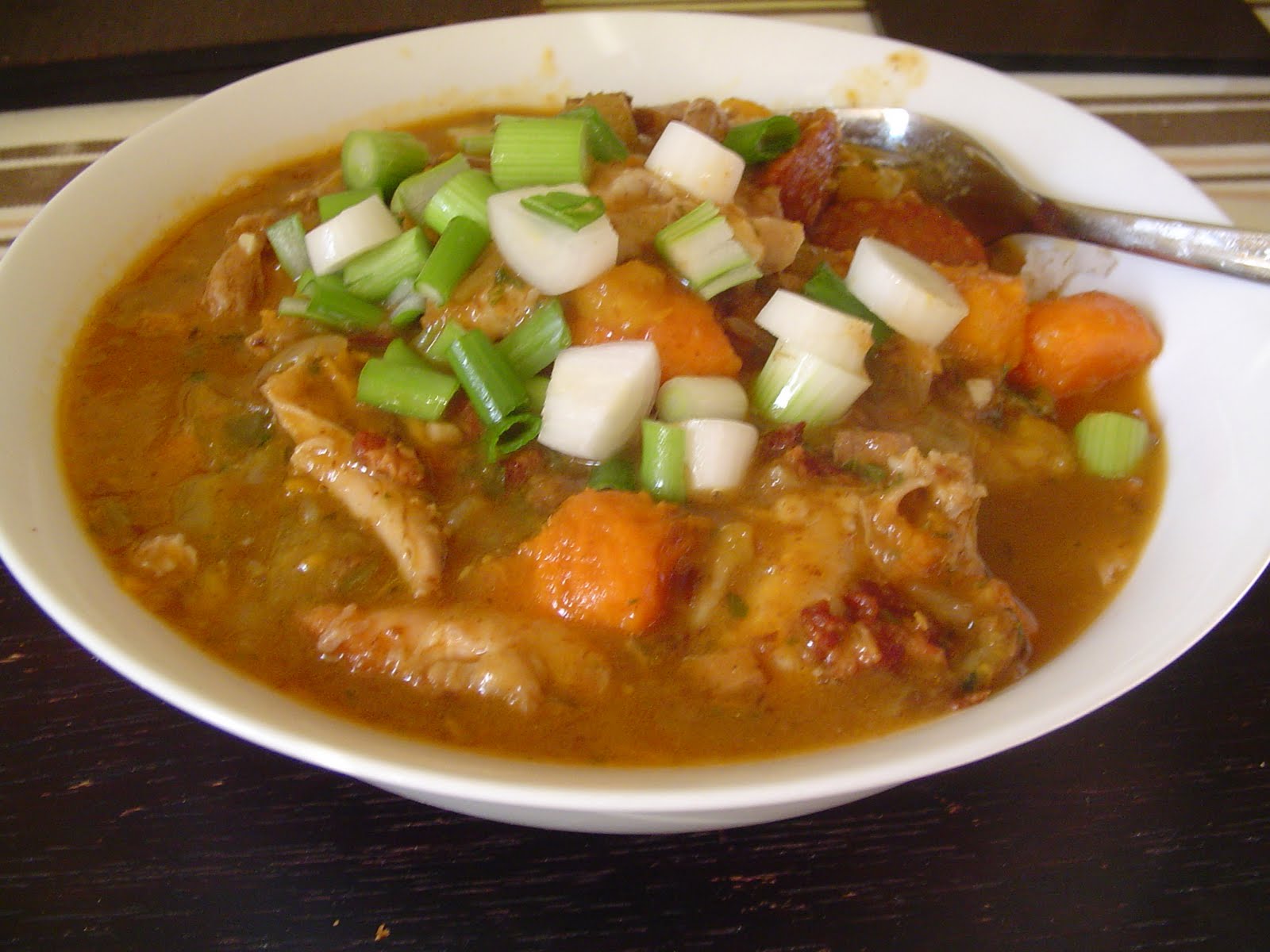 Nommy Treat Spicy Meat Gumbo