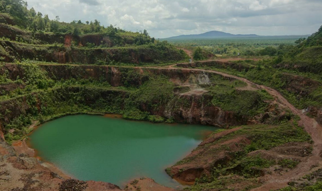 Keindahan Alam Wisata Belitung Danau Open Pit Keindahan%2BAlam%2BWisata%2BBelitung%2BDanau%2BOpen%2BPit Keindahan Alam Wisata Belitung