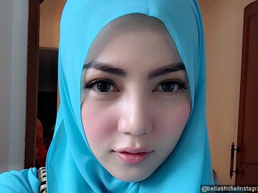 60 Gambar Dp Bbm Wanita Cantik  Kumpulan Gambar DP BBM