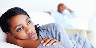Man caught his fiancee in bed with his best man 3 weeks to their wedding Man caught his fiancee in bed with his best man 3 weeks to their wedding
