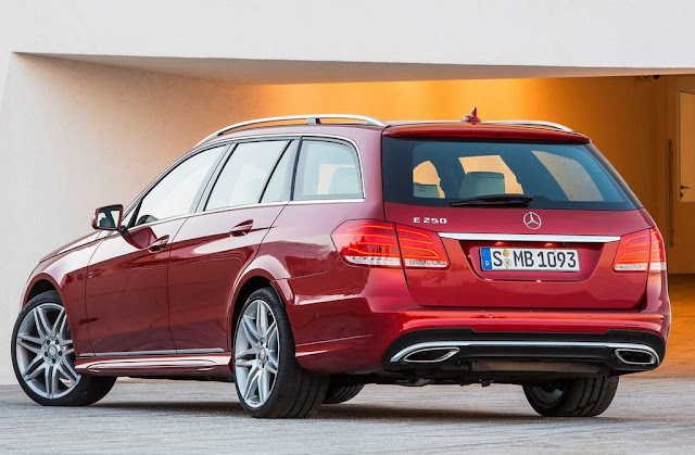 Novo Mercedes-Benz Classe E 2014  Station Wagon - traseira