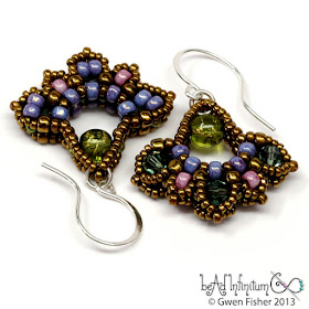 gwenbeads: New Pattern: Lotus Drop Earrings