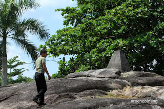 pantai tanjung pendam belitung