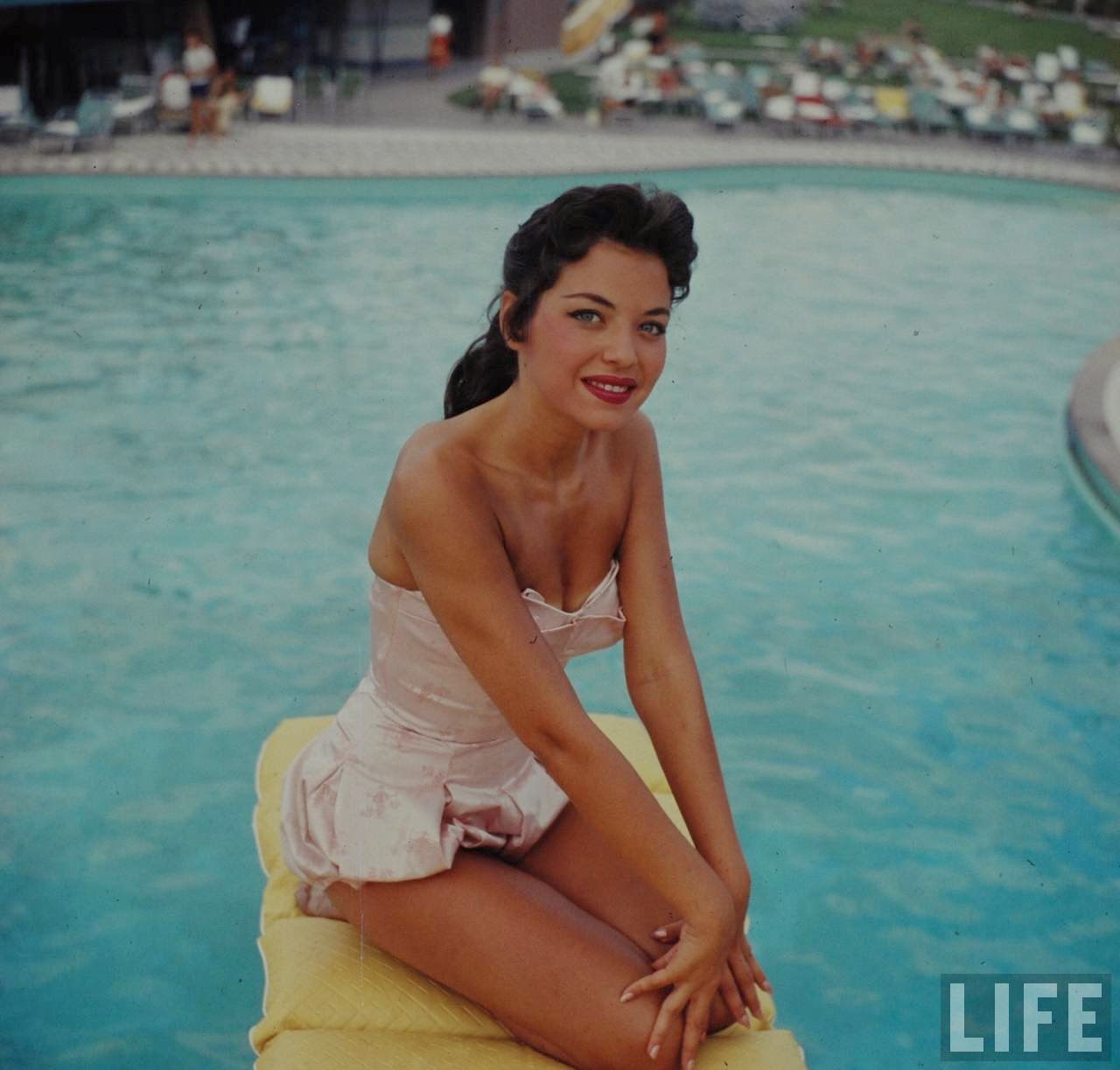 Bathing Beauty, Las Vegas, 1955 ~ vintage everyday