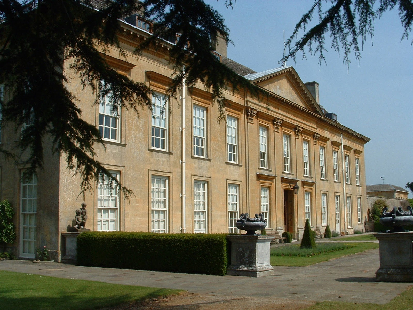 loveisspeed....... Oxon Manor ..beautiful country Estate in Oxfordshire