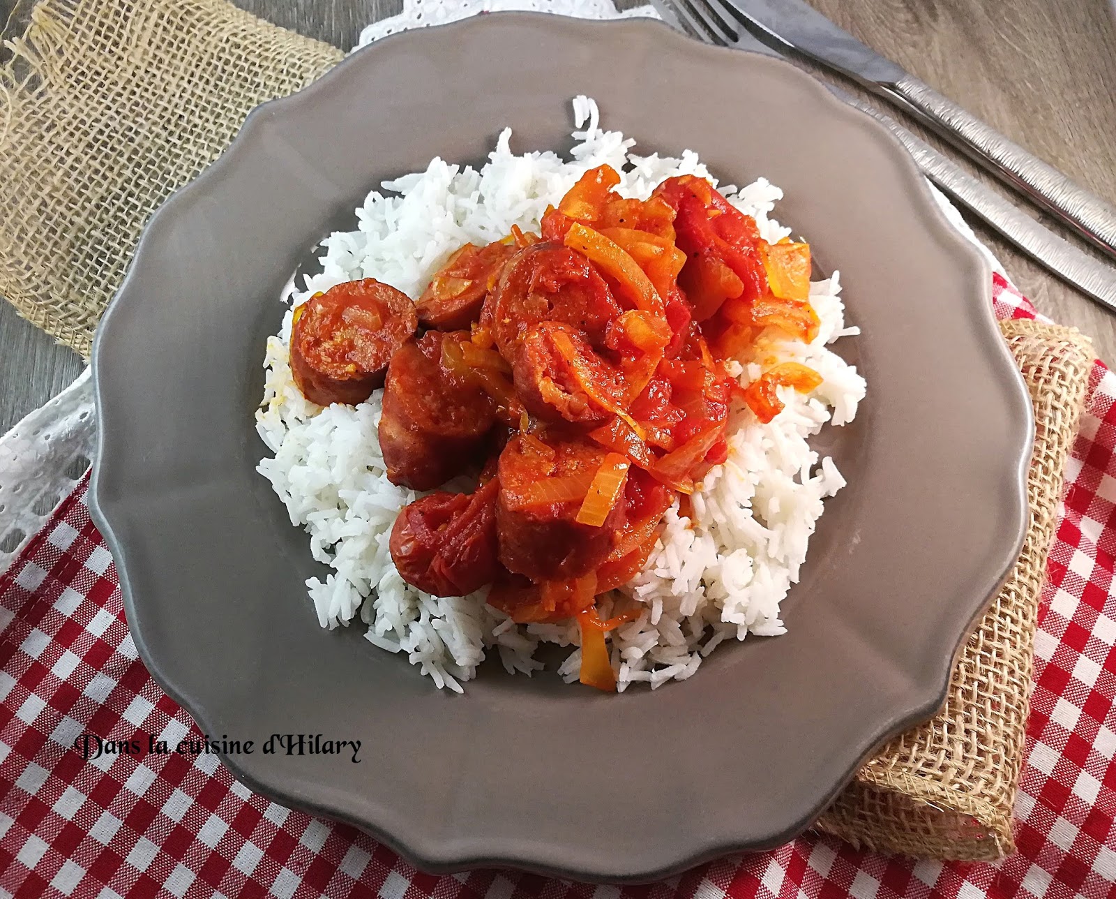 Dans la cuisine d'Hilary: Rougail saucisse / Creole sausage Rougail