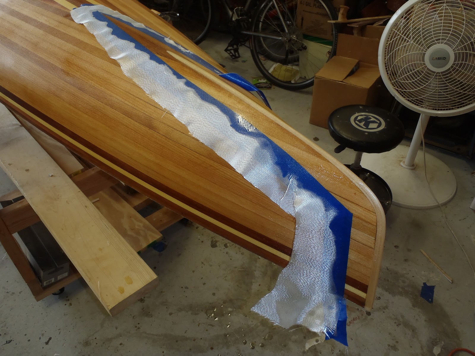Guillemot "Simple Design" Kayak Build Fiberglassing the hull