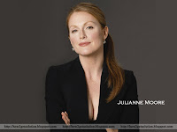 julianne moore, wallpaper, hot, photo, young, boobs, smart and sexy hollywood actress, black wear, deep cleavage