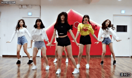 여자친구 귀를 기울이면 연습실 댄스 움짤.gif | 인스티즈