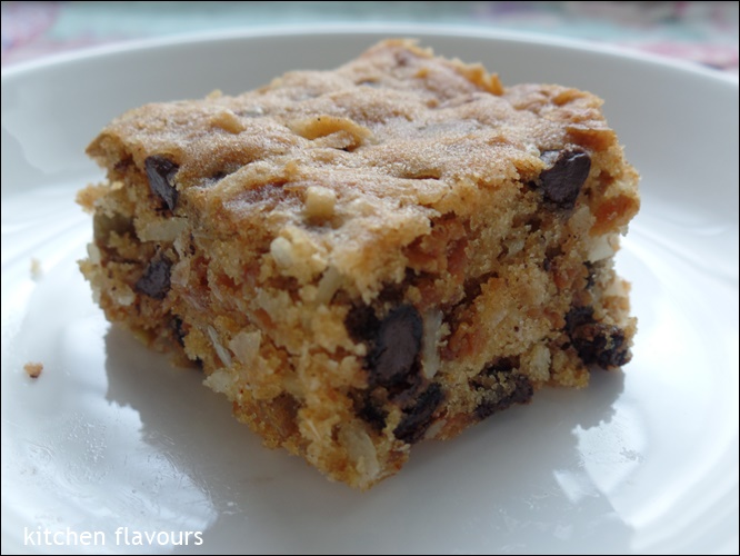 kitchen flavours Granola Cake