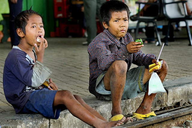Sesuatu Kehidupan Yang Nyata Kehidupan Orang Pinggiran di