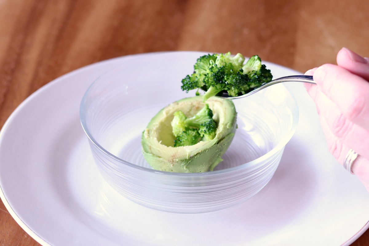 Lunchbox Dad Whole30 Applegate Bacon Wrapped Onion Ring Avocados