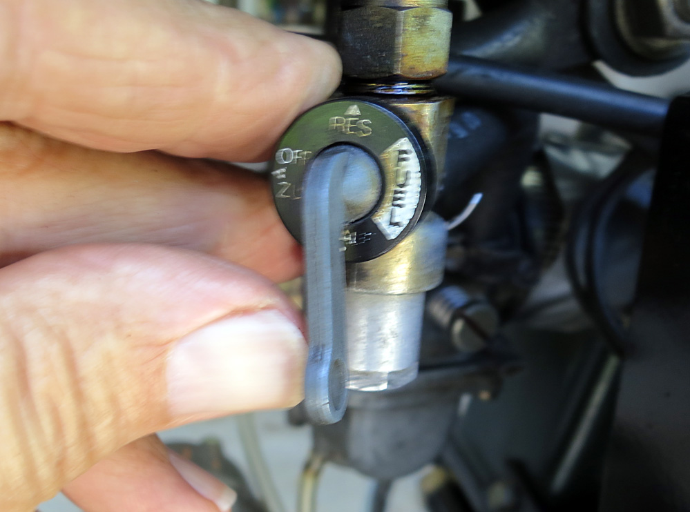 The 10 steps to starting a classic Royal Enfield Bullet