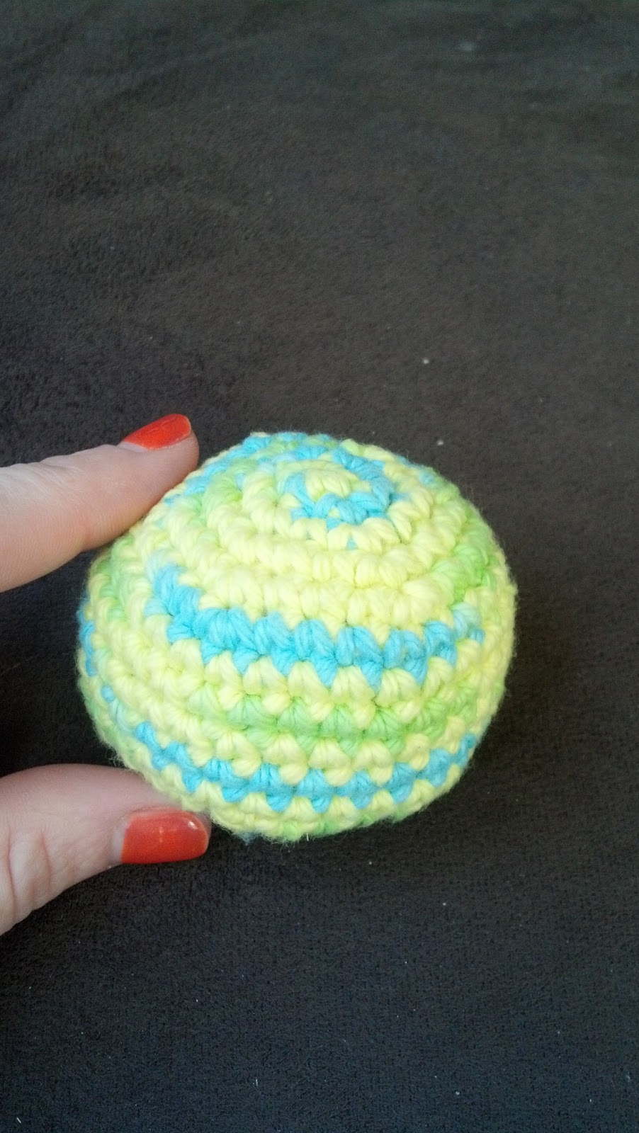 flowers-creations-hacky-sack-crochet-pattern