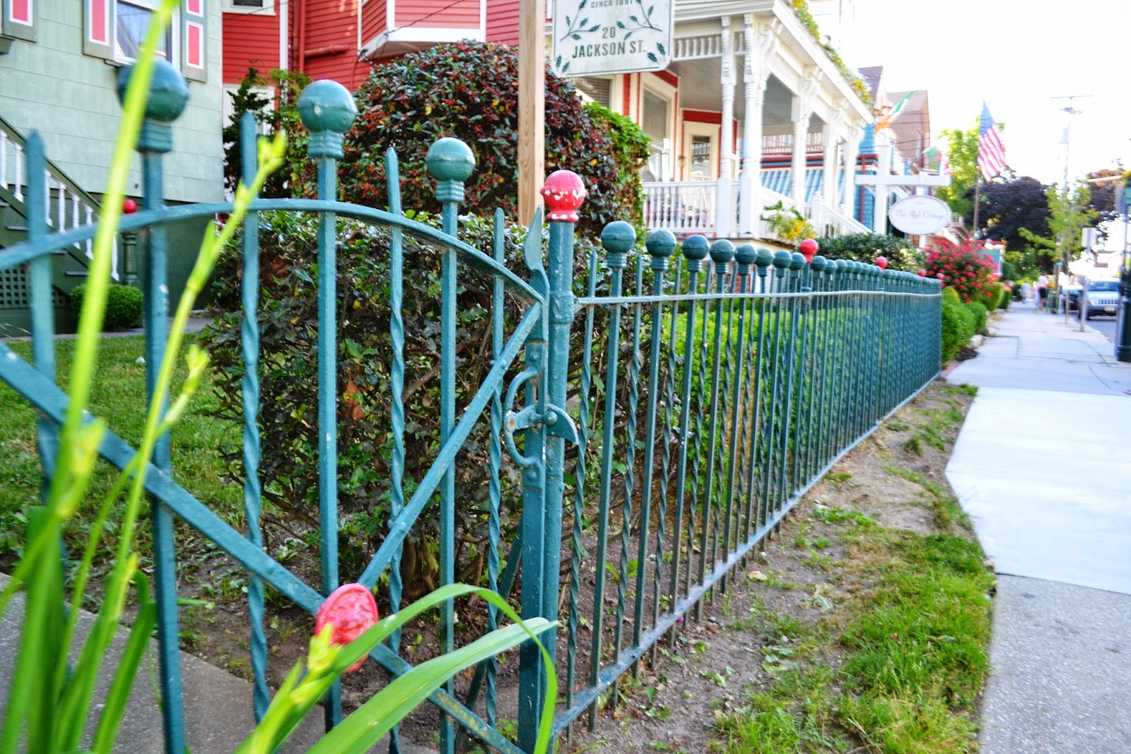 It's All About Purple Good Fences Edition 15