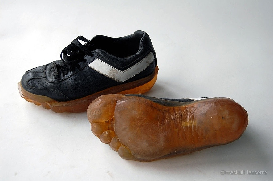 MFSThe Many Faces of Art and Design CREATIVE SHOE