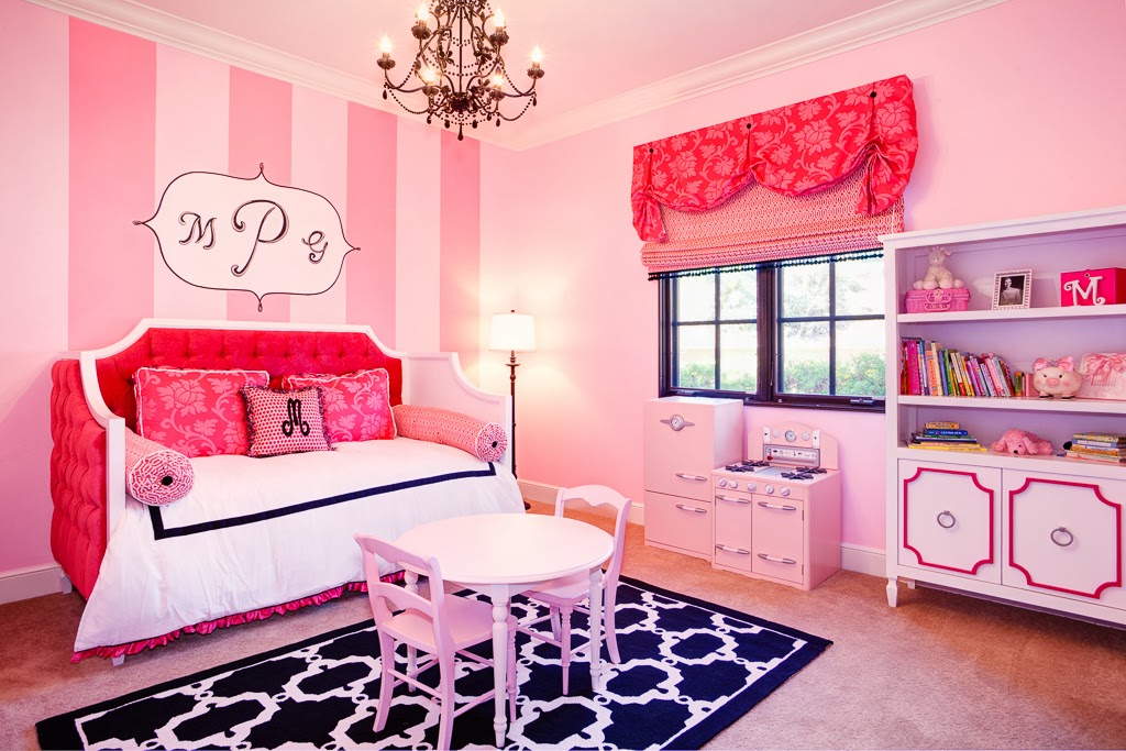 Beach Bungalow Designs: Madelyn at The Plaza: A Glamorous Eloise ...
