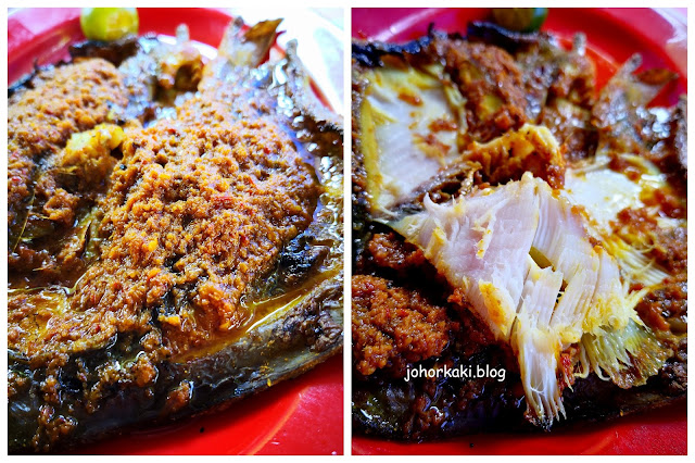 AS Ikan Bakar Tepi Masjid Jamek Jalil Hassan inward Kampung Pasir Putih , Johor AS-Ikan-Bakar-Tepi-Masjid-Jamek-Jalil-Hassan-Kampung-Pasir-Putih-Johor