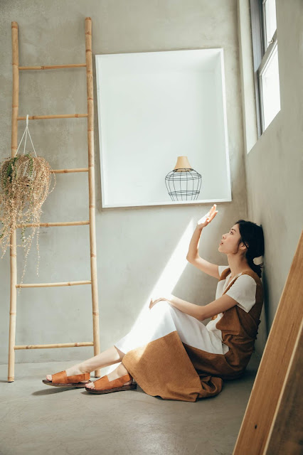 最美的夜 短袖拼接長洋裝浮光白