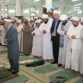 Mimpi Jama'ah Sholat Dengan Habaib Kyai Dan Para Aulia - Alternatif nur