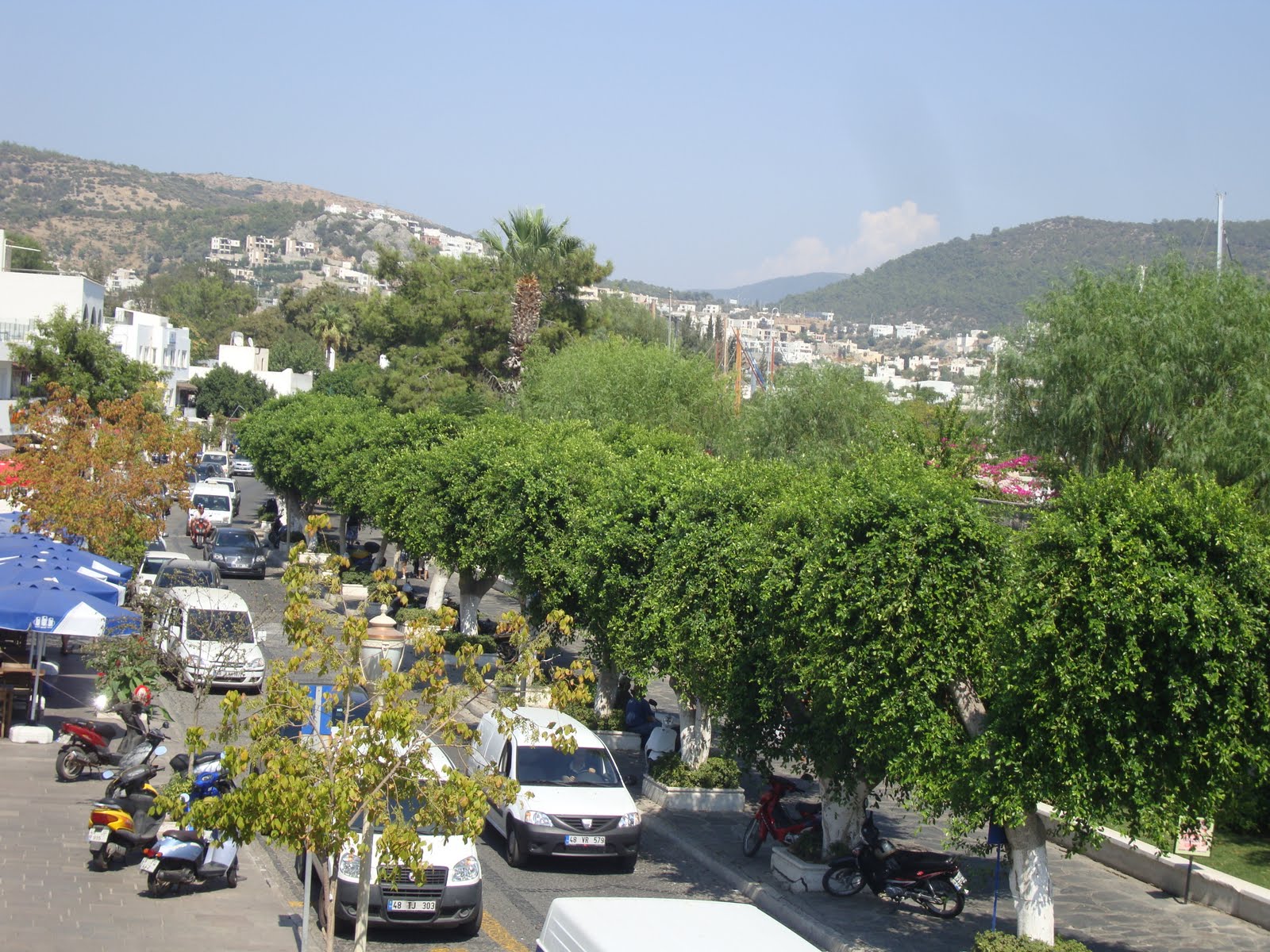 Dani�s Logbook Destination Istanbul and Beyond &quot;SemiLive&quot; from