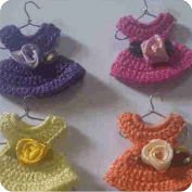 Vestido Minuatura a Crochet Vestido Minuatura a Crochet