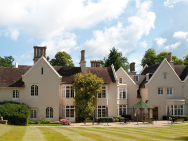 Reasons To Secure Your Wedding Venue Ahead Of The New Year Rush! Reasons To Secure Your Wedding Venue Ahead Of The New Year Rush!